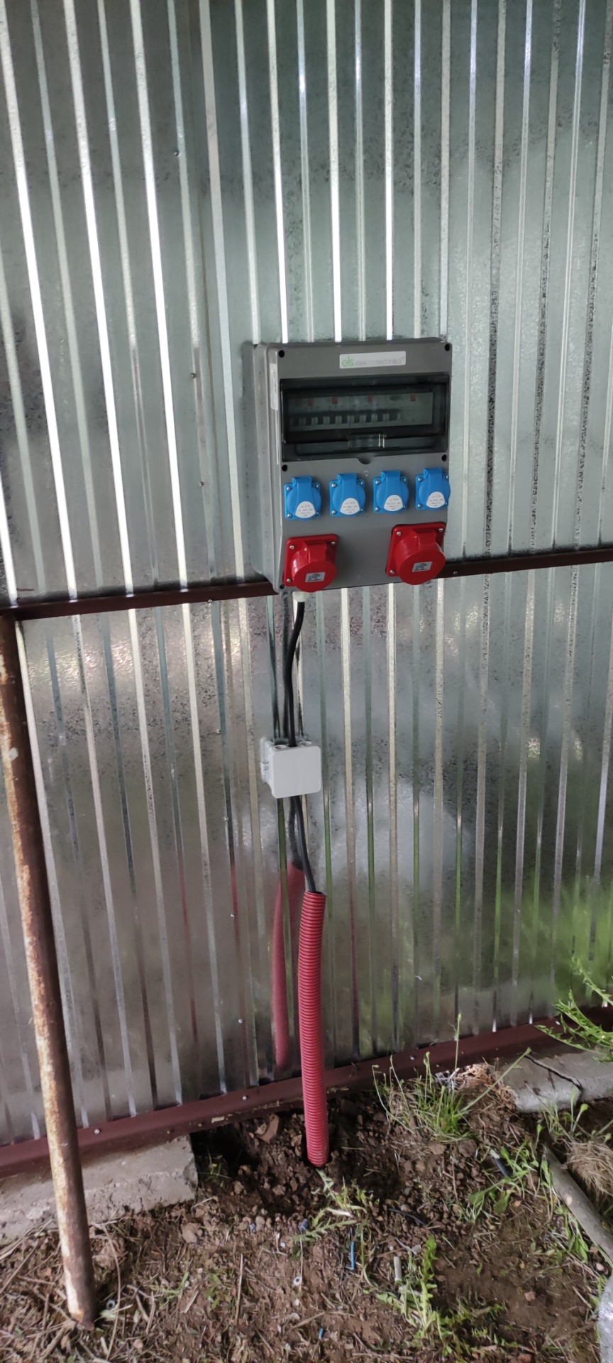 instalace zásuvkové rozvodnice